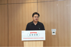 <b>成分歧春秋、分歧职业的一路参取的款式</b>